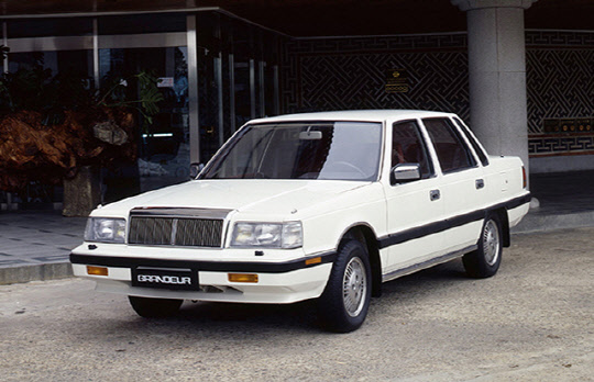 1세대 그랜저. 현대자동차 홈페이지